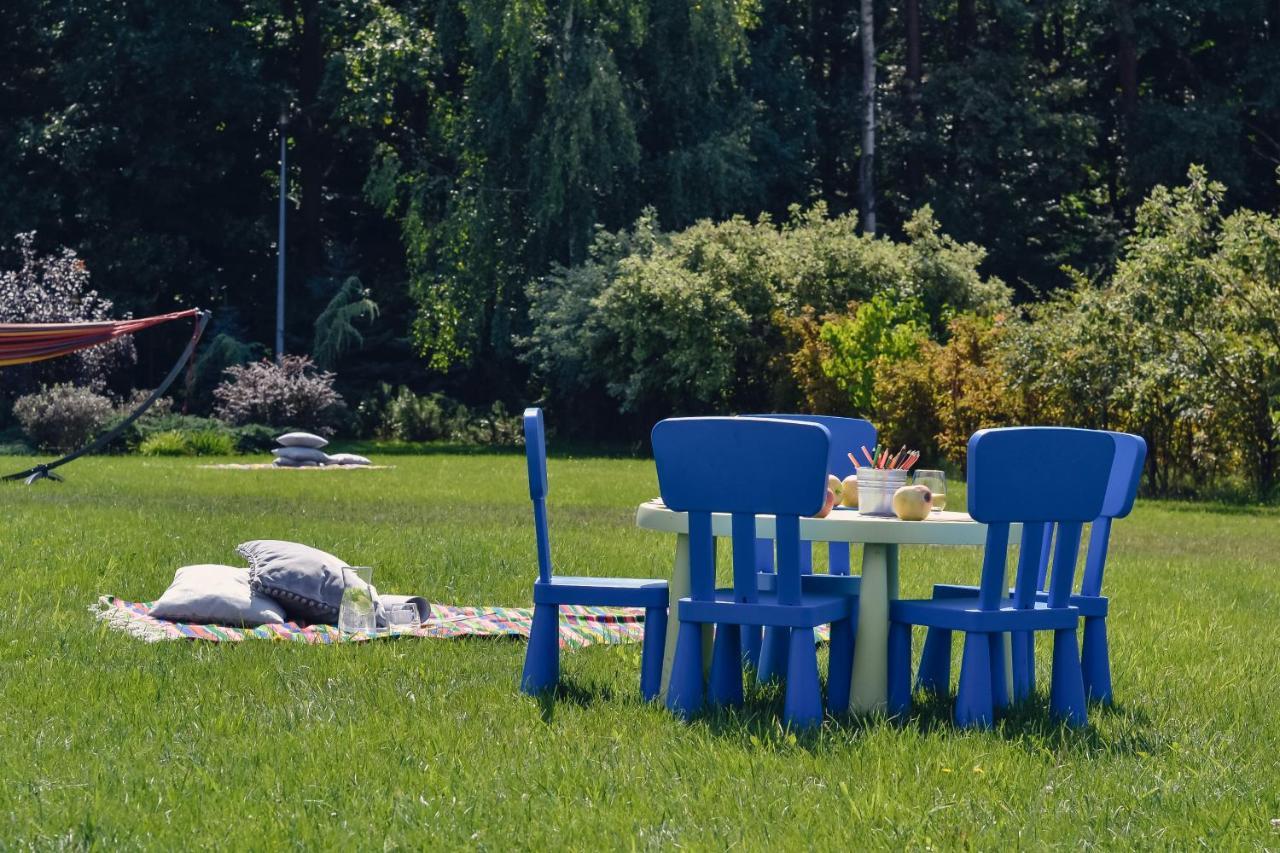 ホテル Eco Nieborów エクステリア 写真